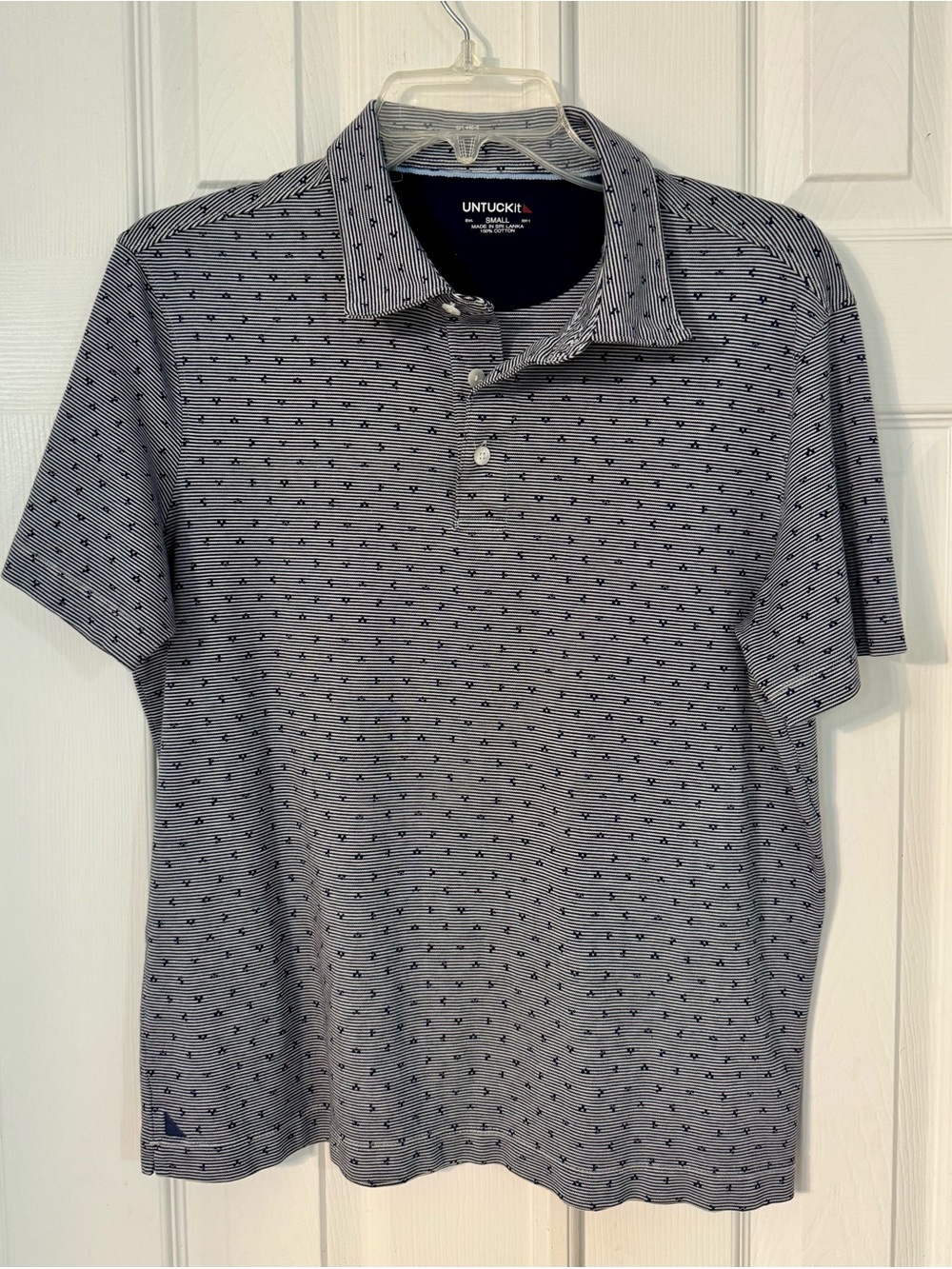 UNTUCKit Men’s Navy Patterned Polo Shirt- Small